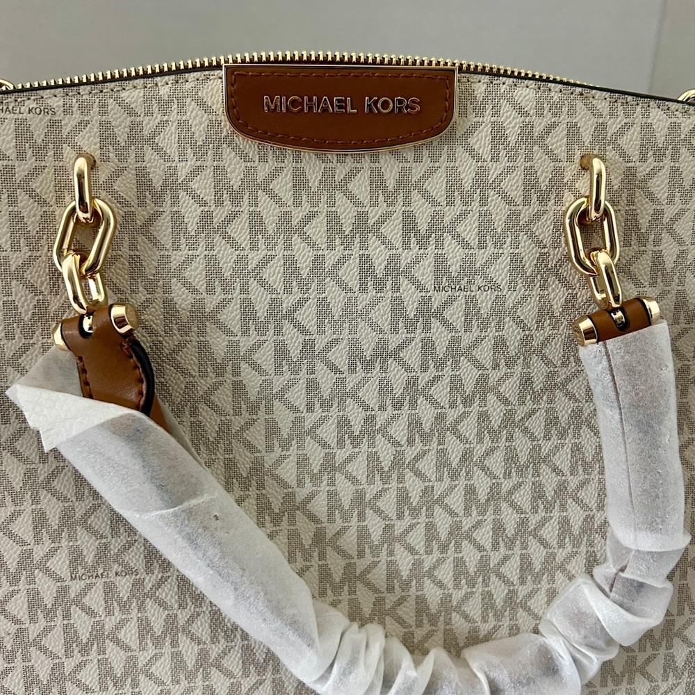 Brand New Michael Kors Rochelle Large Satchel-Vanilla/Acorn- NWT - Picture 10 of 11